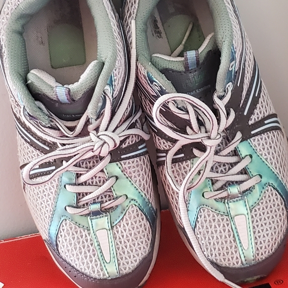 WOMEN'S  RYKA TRAIL EXODUS  ATHLETIC SHOE - Picture 3 of 8